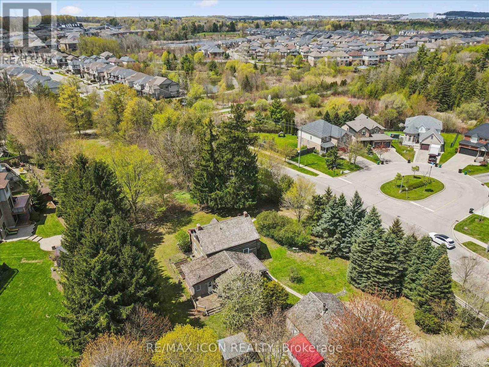 630 ROBERT FERRIE DRIVE - 33