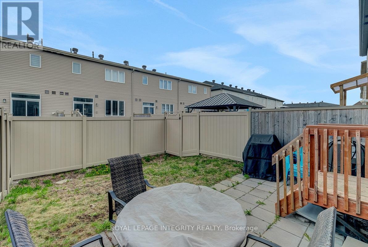 152 GARDENPOST TERRACE - 26