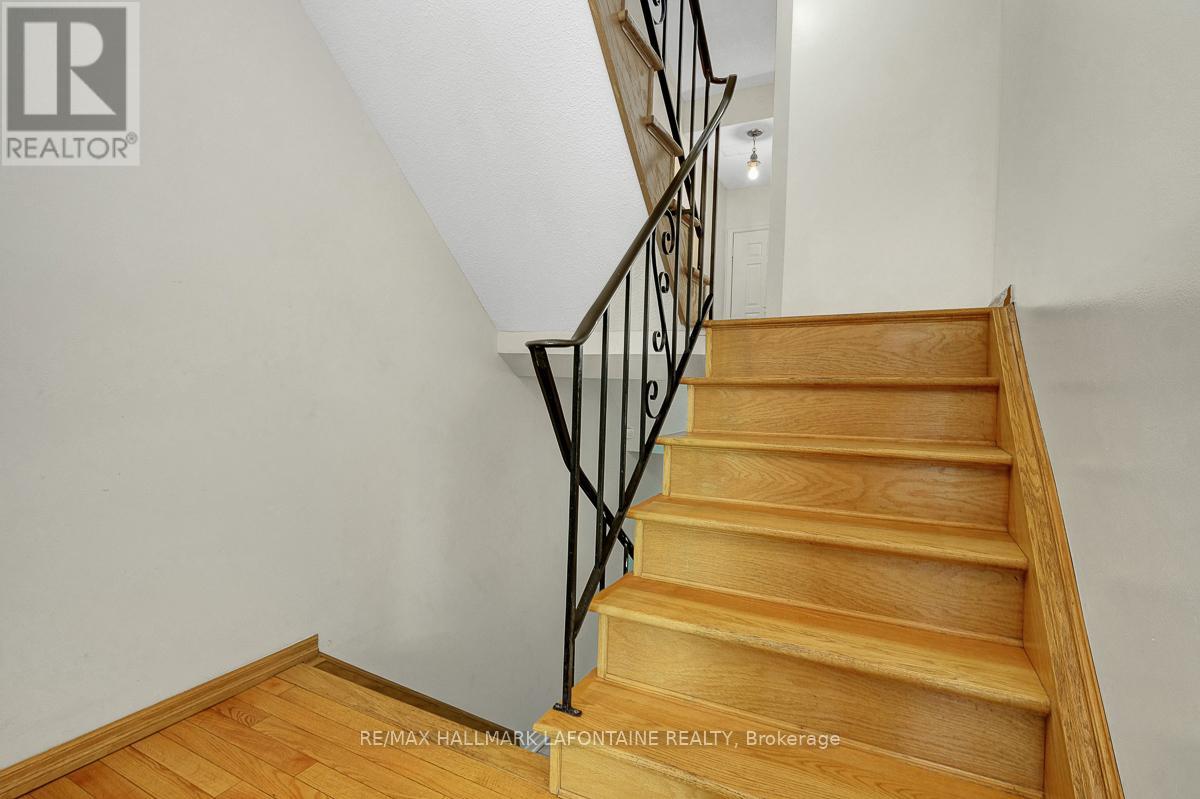 #28 2 BERTONA STREET - 10