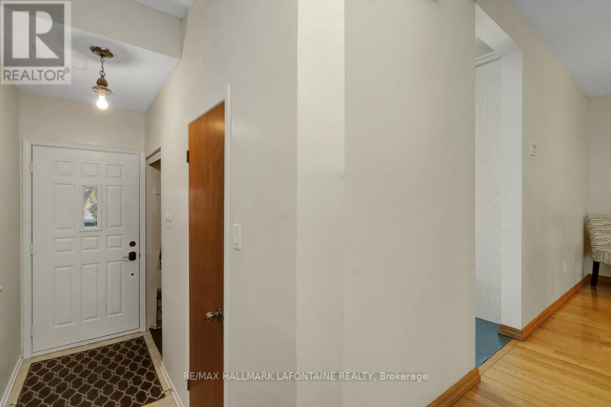 #28 2 BERTONA STREET - 3