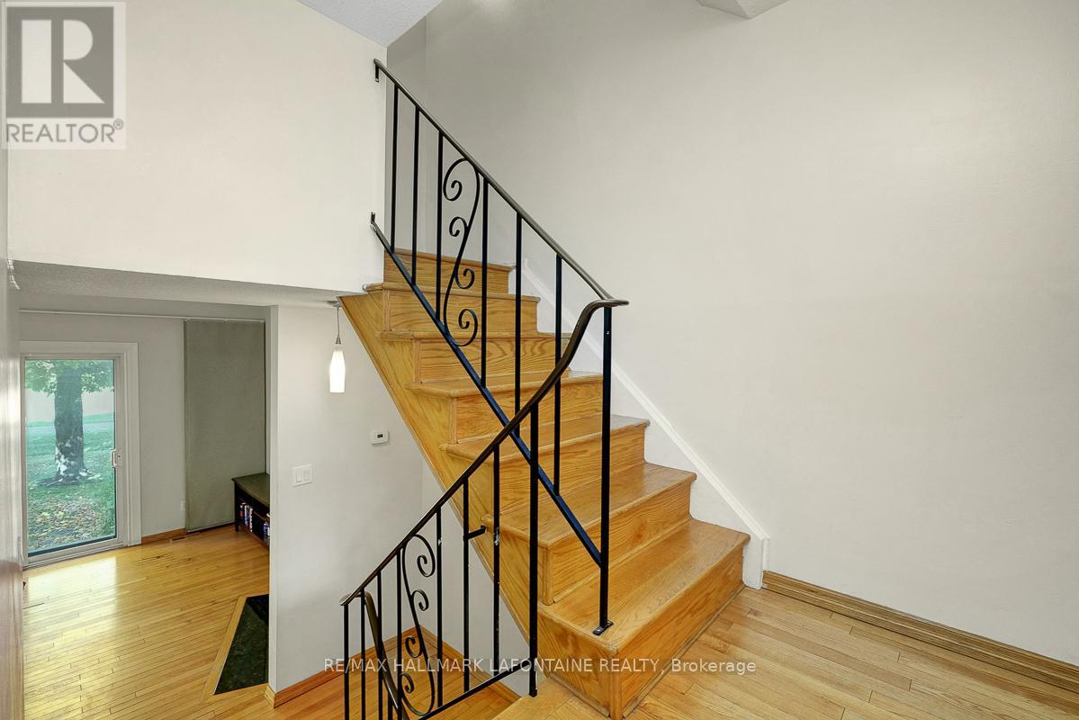 #28 2 BERTONA STREET - 4