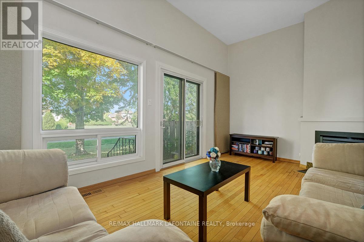 #28 2 BERTONA STREET - 8