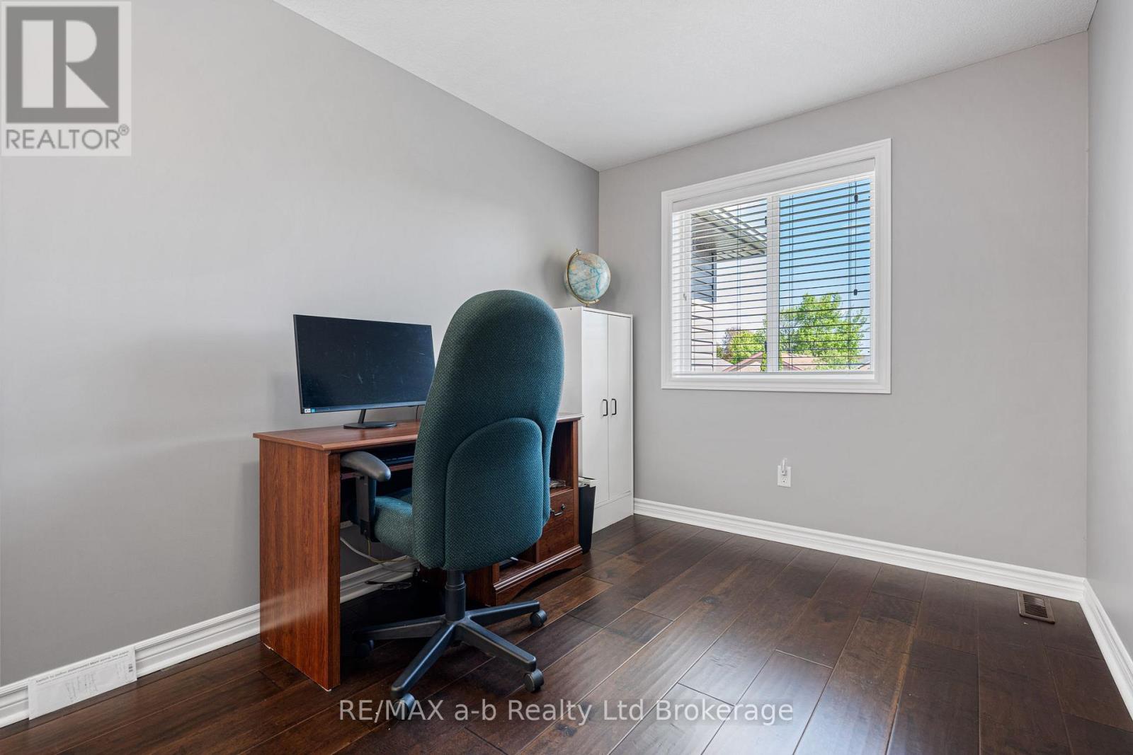 76 PEARL STREET - 13