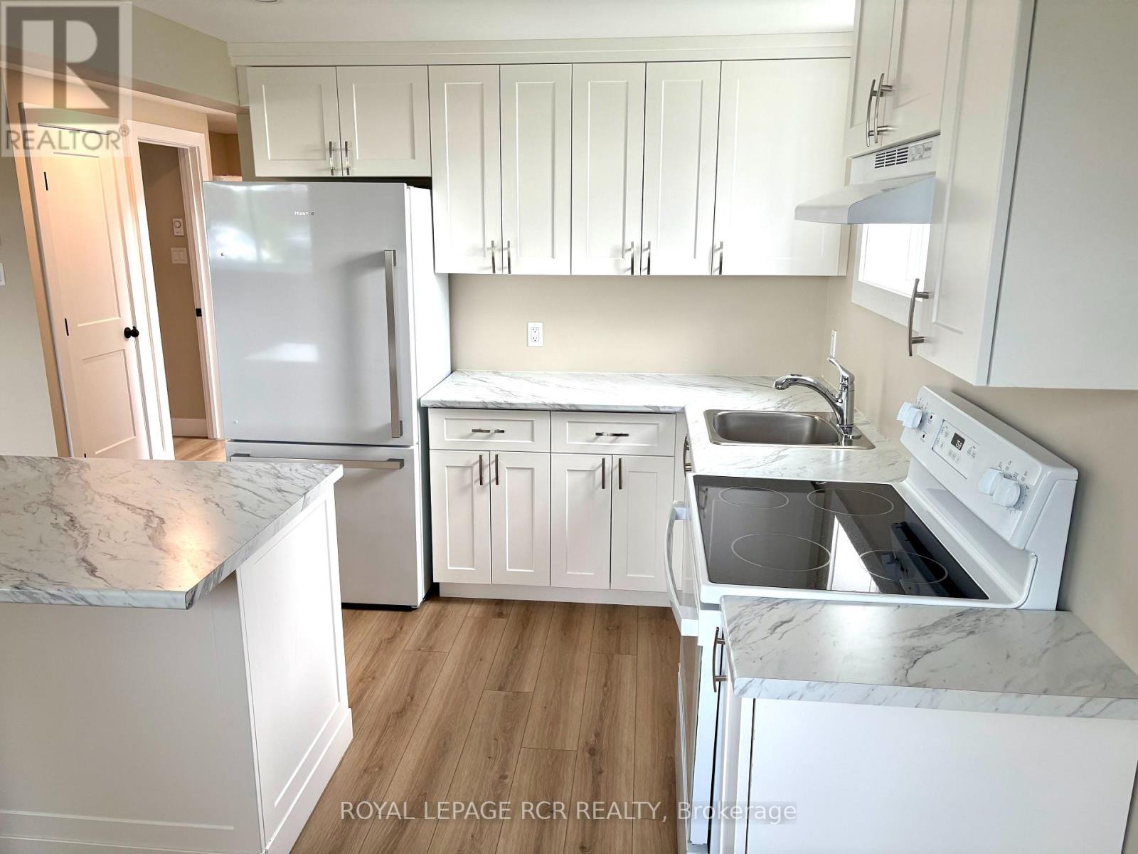 504 ANDREW STREET - 17