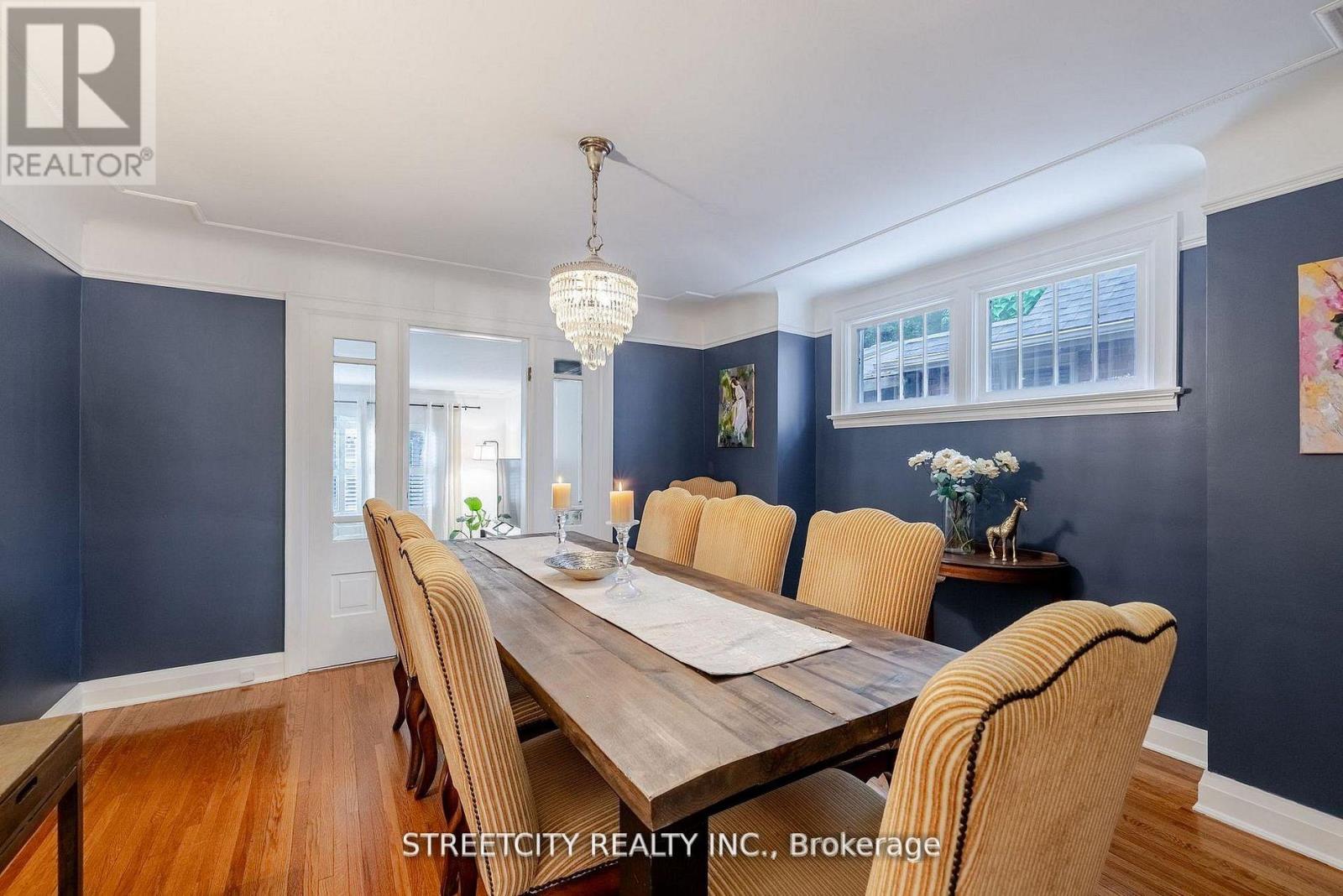 931 WATERLOO STREET - 13
