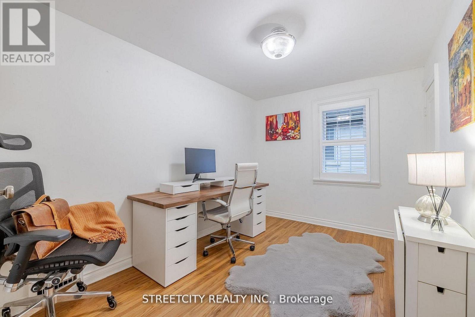 931 WATERLOO STREET - 22