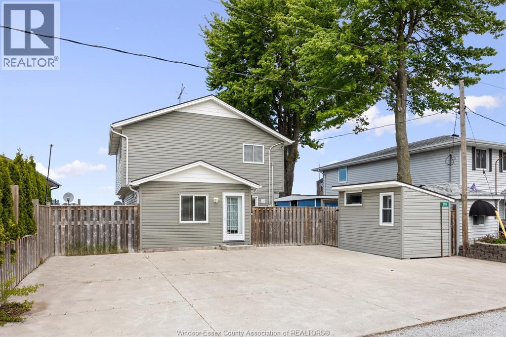 689 ROSS BEACH - 1