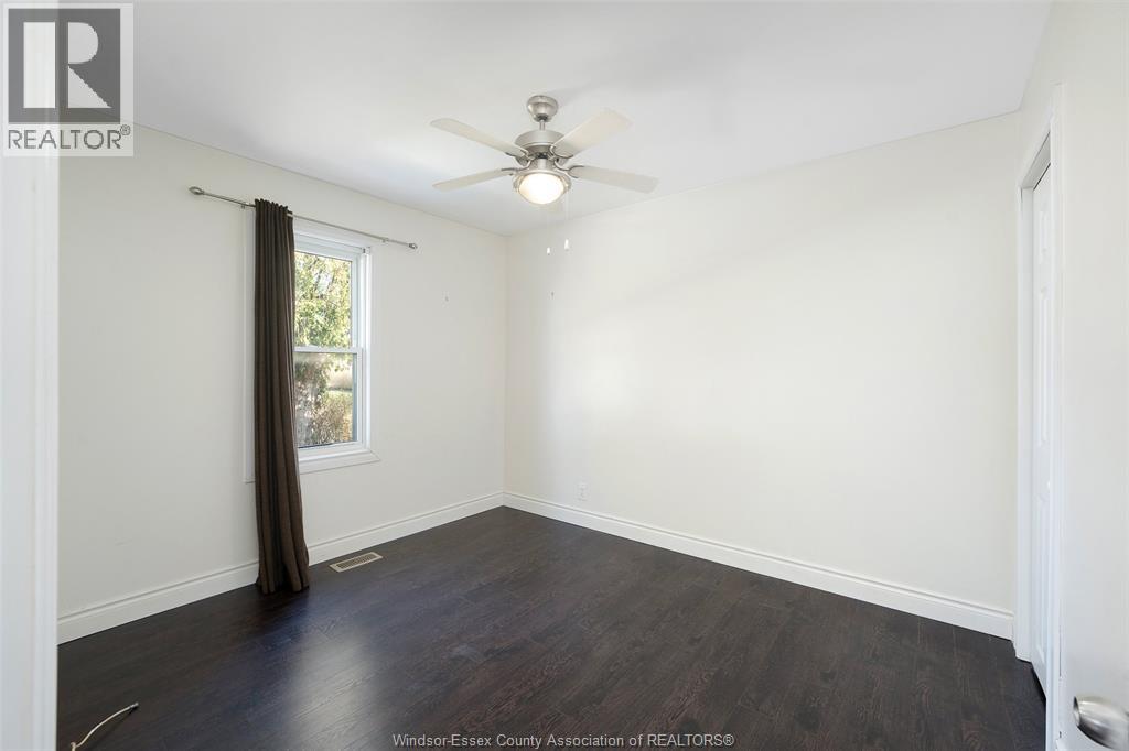 2497 CHANDLER, Windsor, Ontario, N8W4A7 — Photo 3