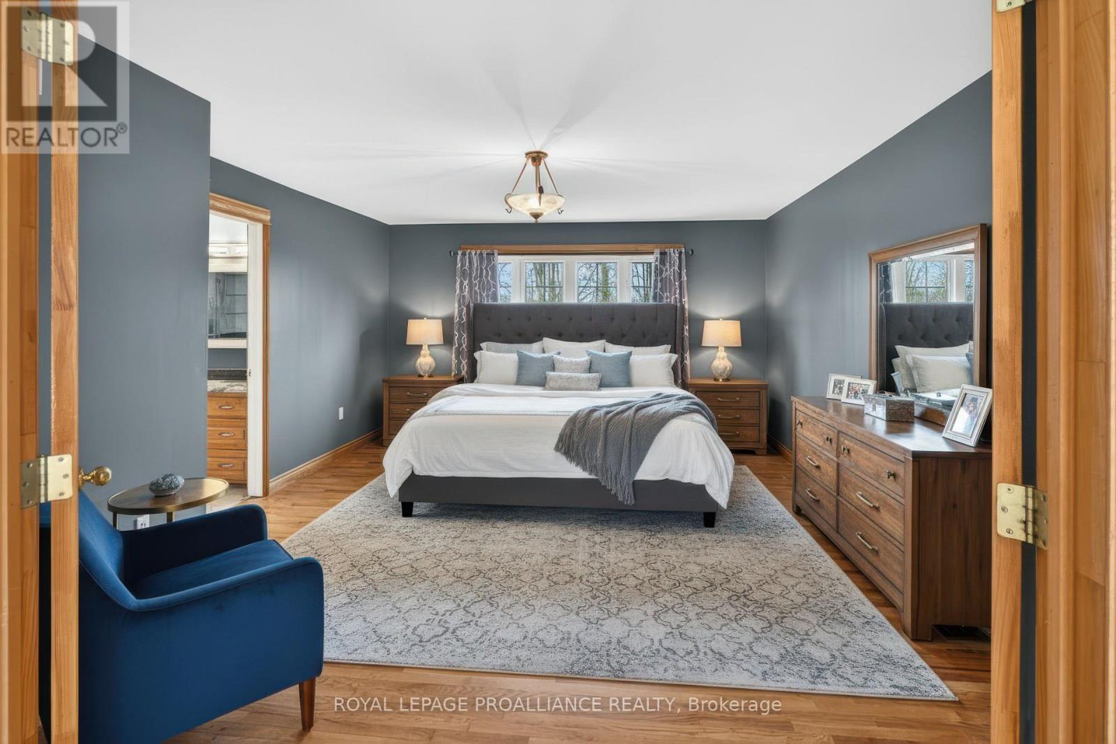 3560/3562 WEIR ROAD - 23