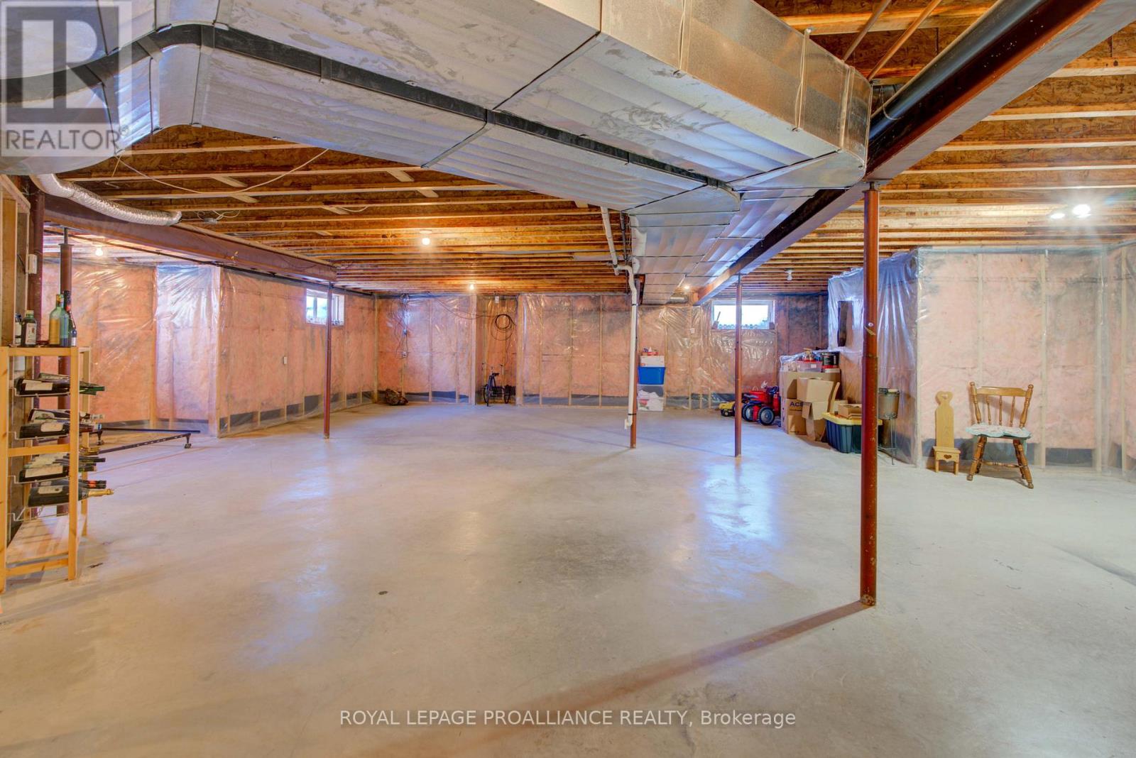 3560/3562 WEIR ROAD - 44