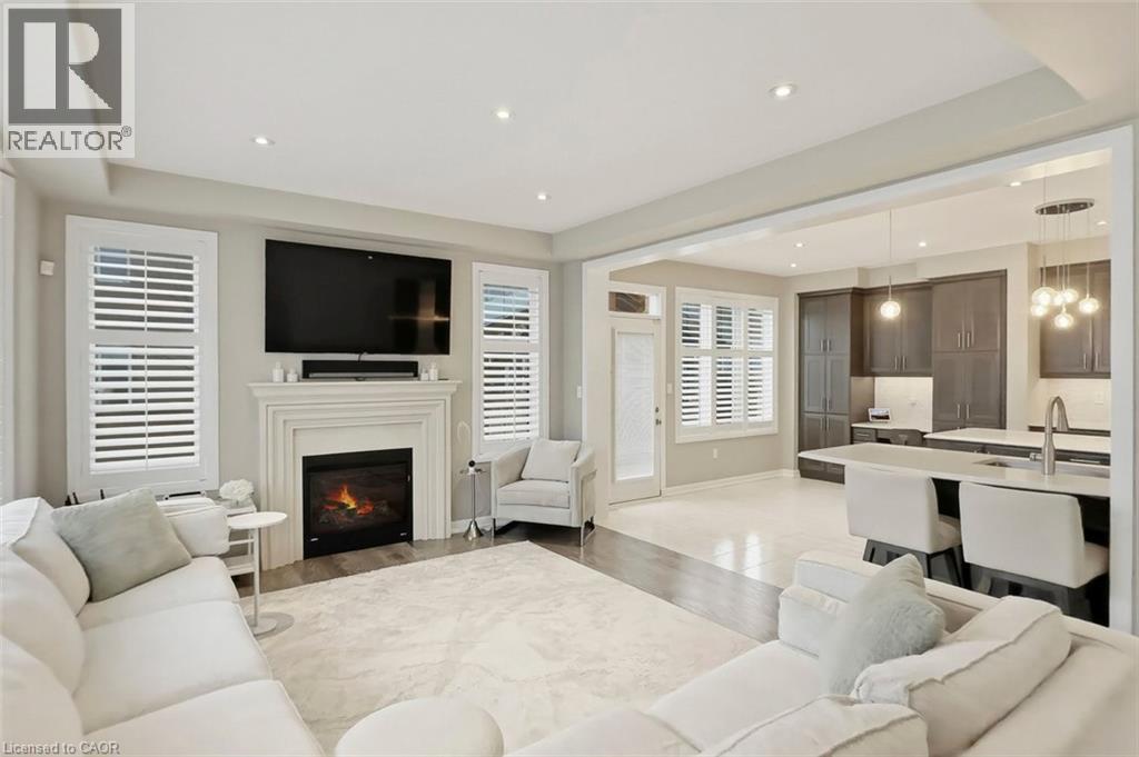 355 WISTERIA Way, Oakville, Ontario, L6M1L6 — Photo 36