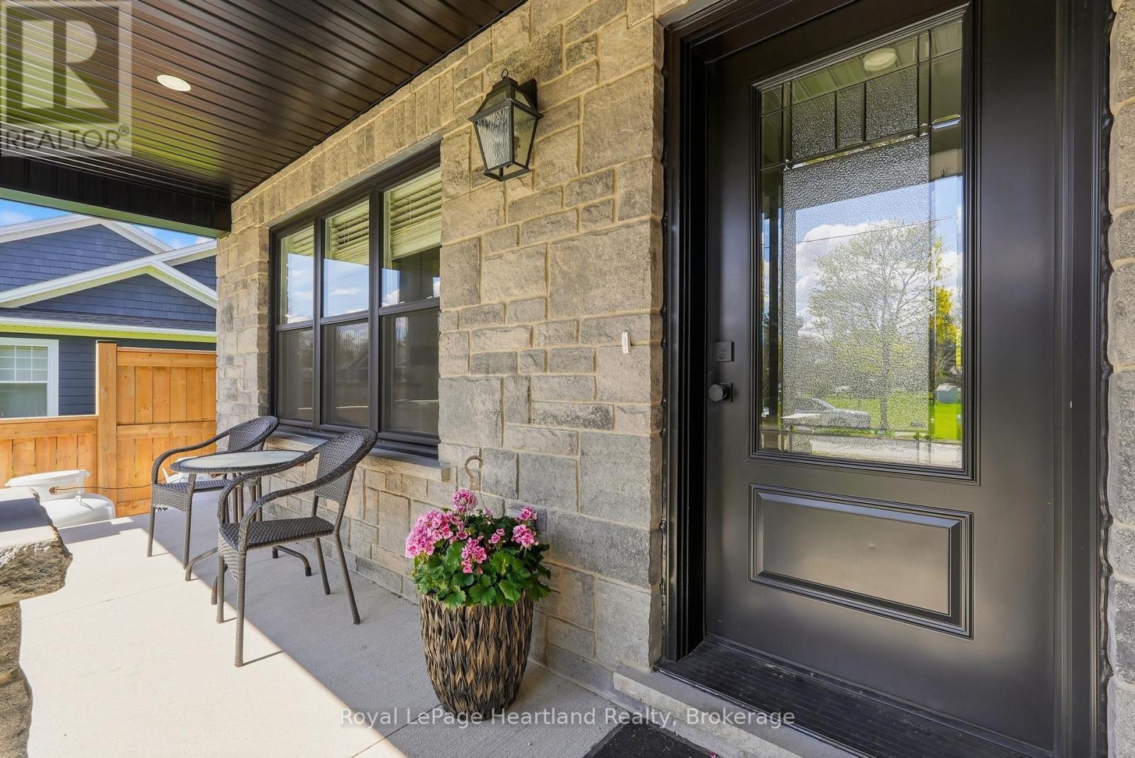 18 GEDDES STREET W - 7