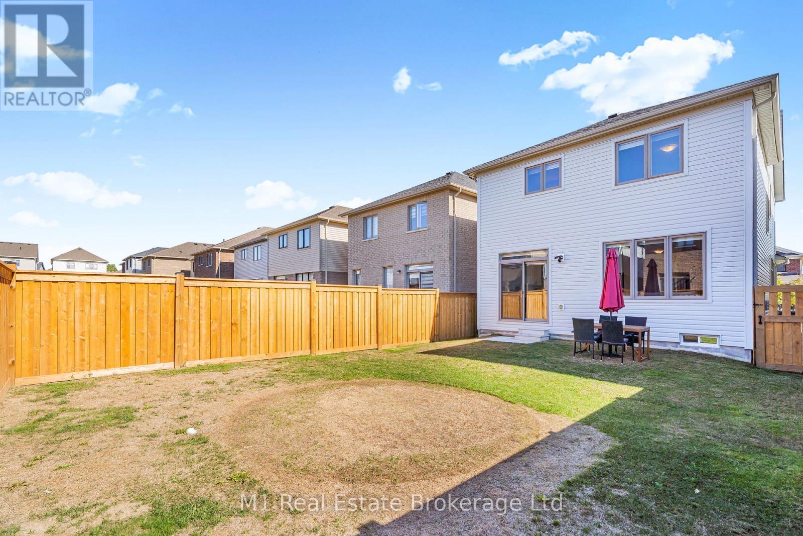 43 HARPIN WAY W - 38