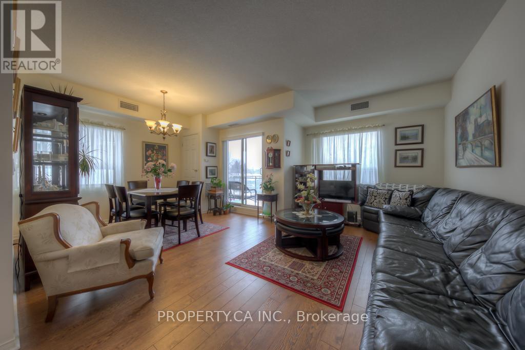 #301 778 SHEPPARD AVENUE W - 2