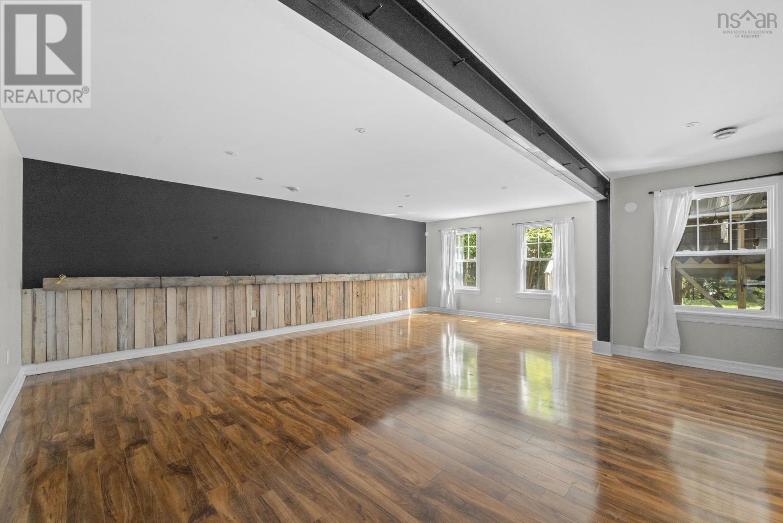 510 Gleneagles Drive - 32