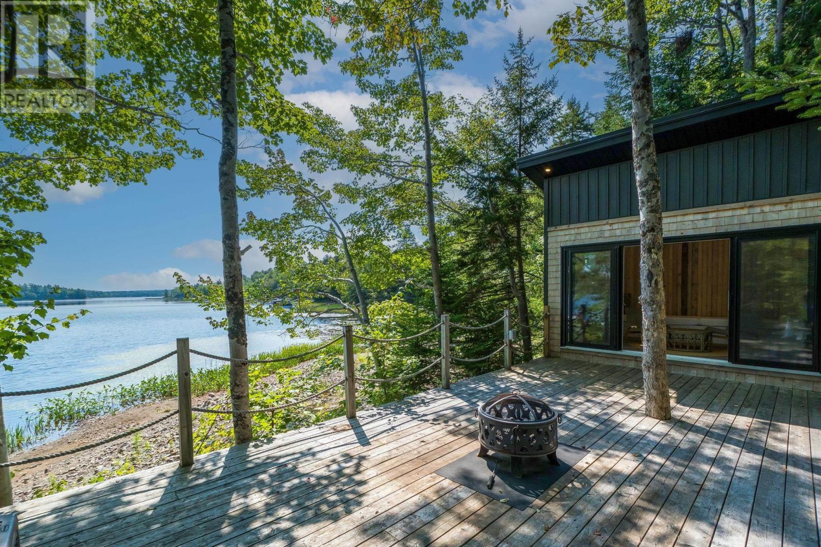 510 Gleneagles Drive - 48