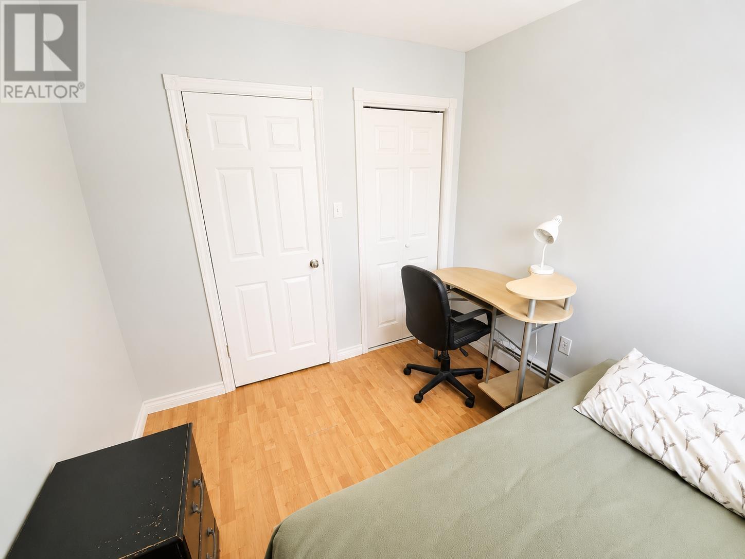 32 DAWSON Court - 9