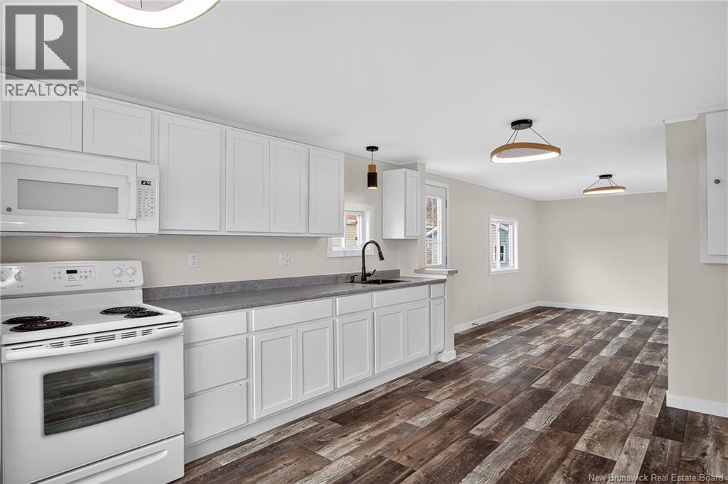 11 Kingfisher Road - 17