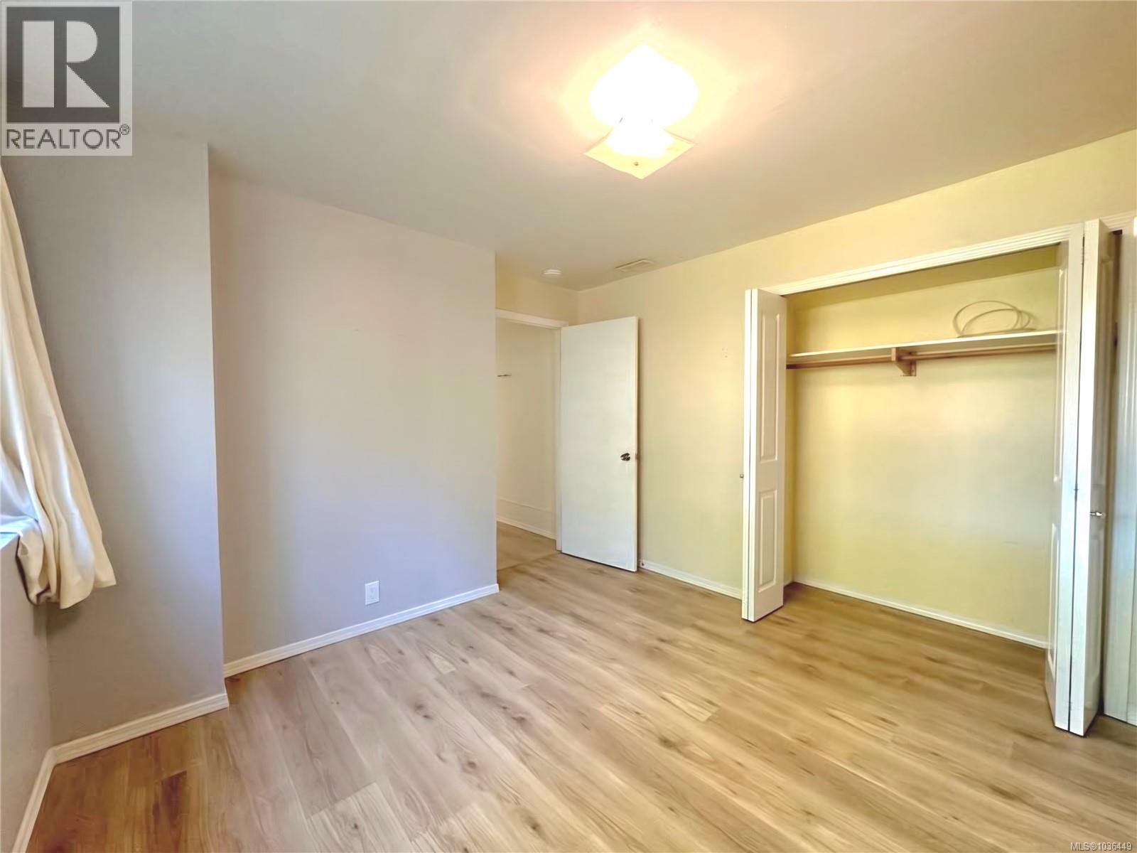 3082 McCauley Dr - 22