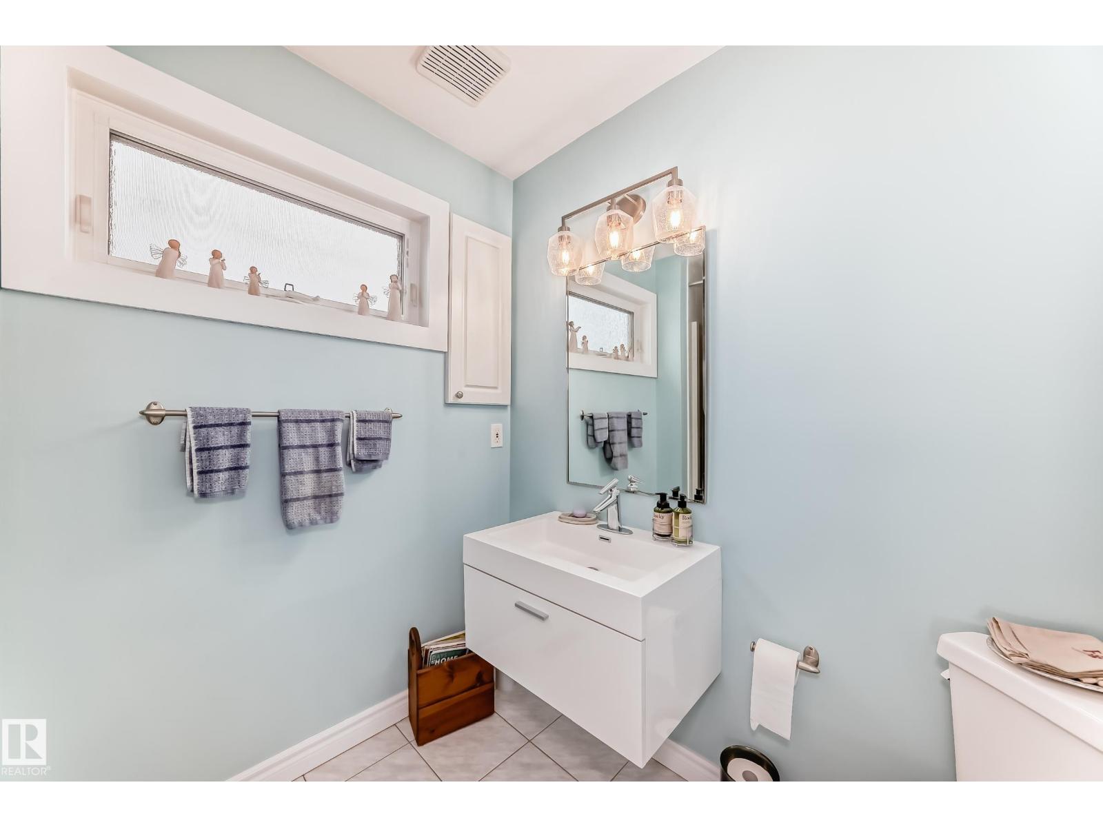 9405 101 ST NW NW, Edmonton