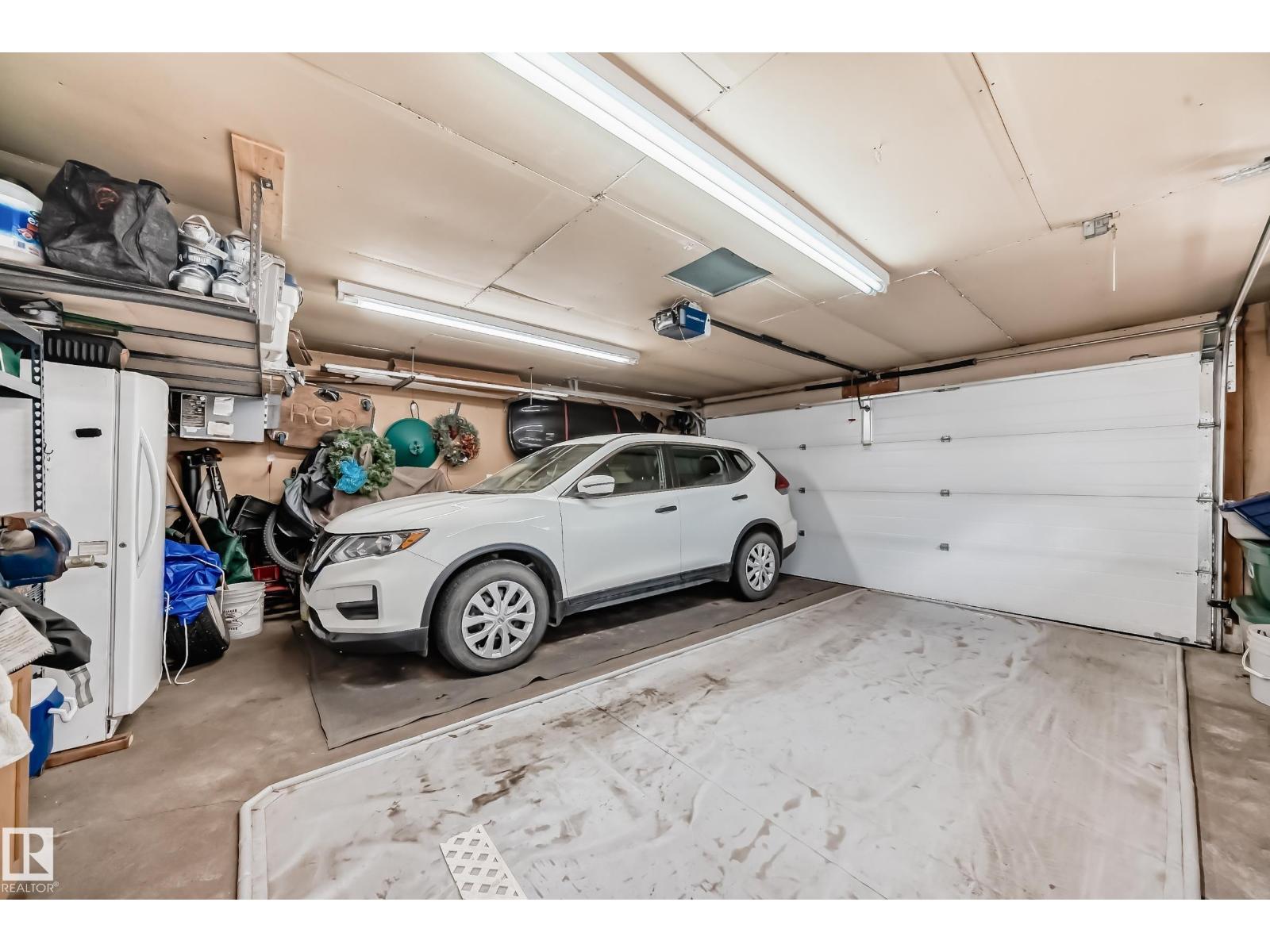 9405 101 ST NW NW, Edmonton