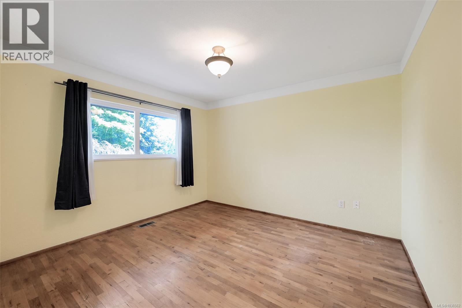 2765 Fernwood Rd - 24