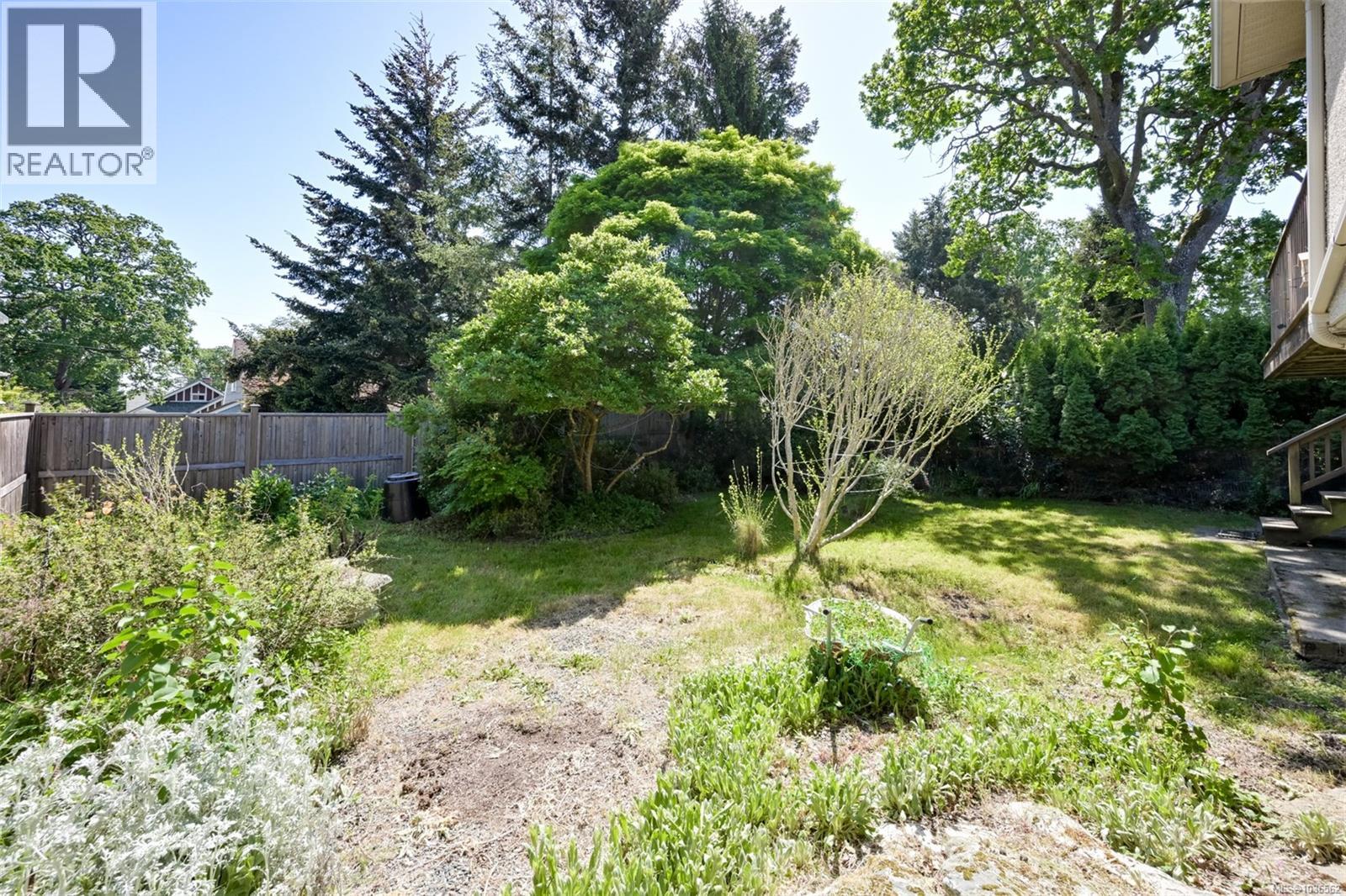 2765 Fernwood Rd - 41
