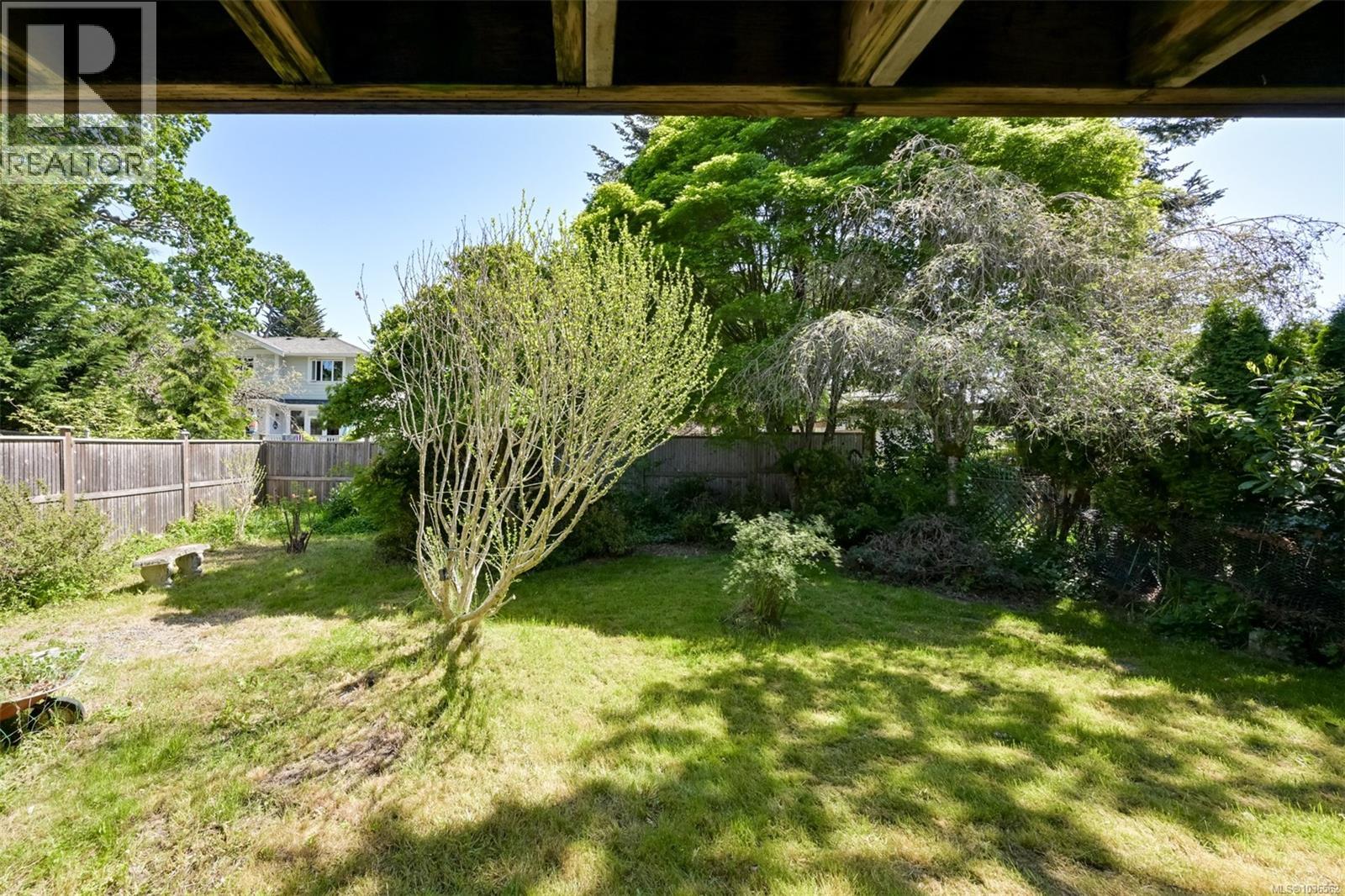 2765 Fernwood Rd - 45