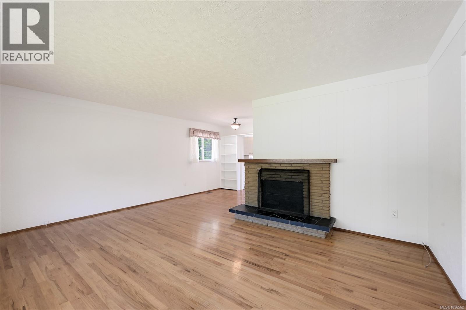 2765 Fernwood Rd - 9