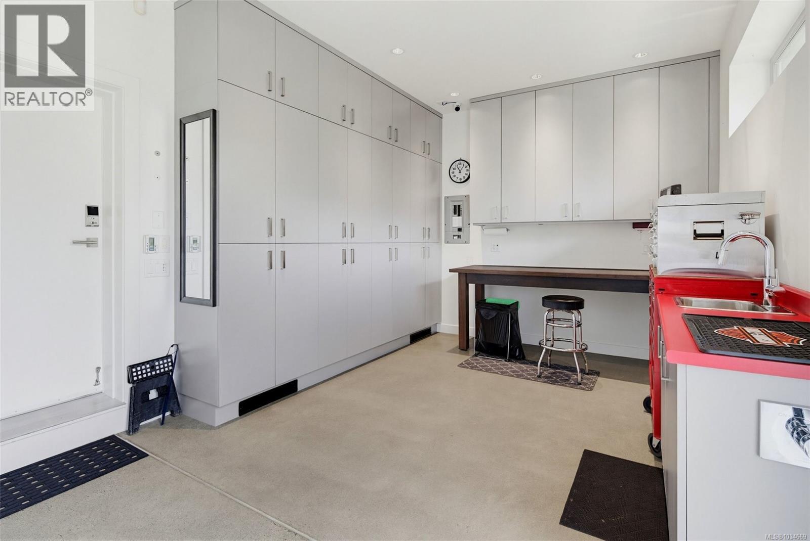 1395 Hampshire Rd - 41