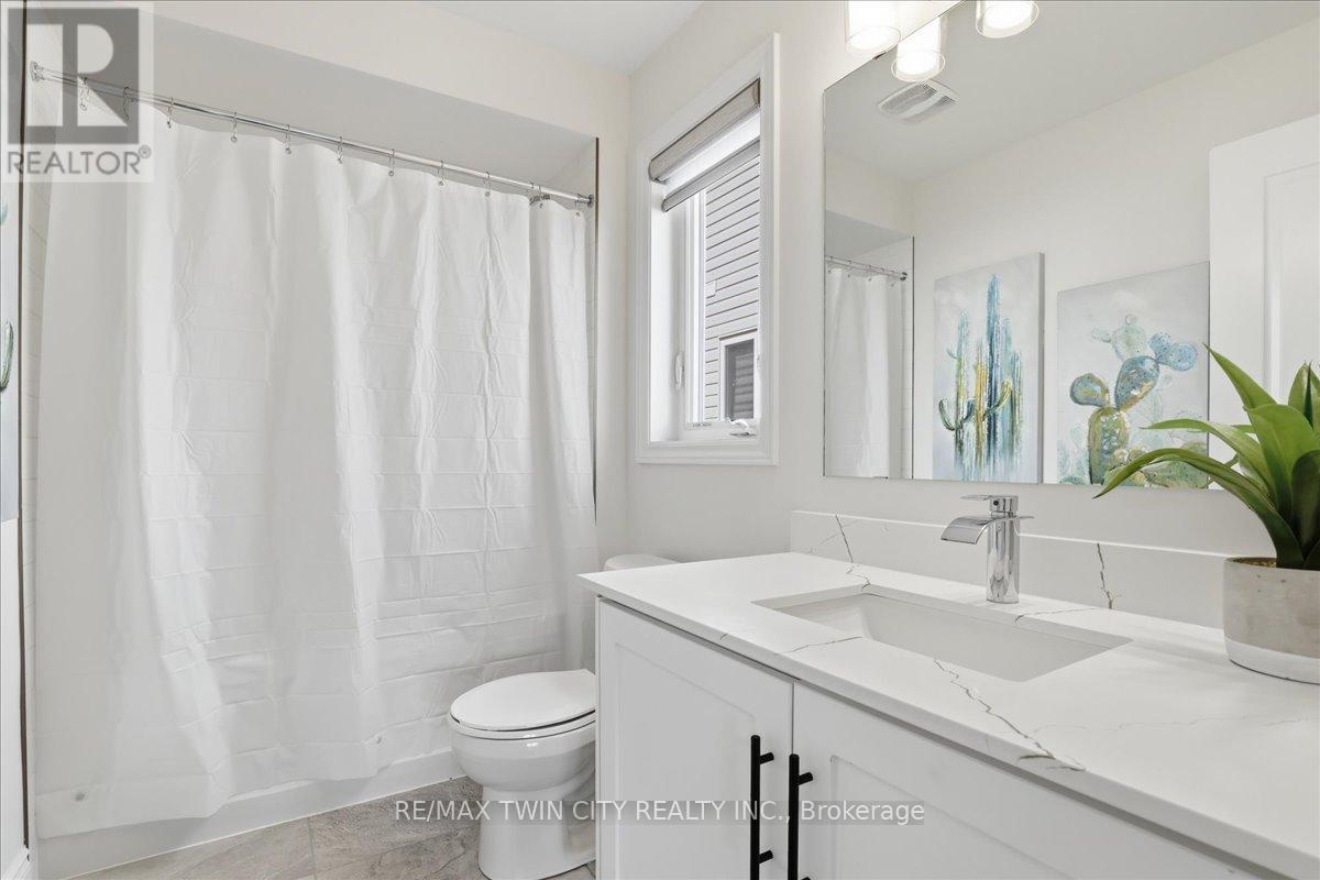 10 GOURLAY FARM LANE - 32