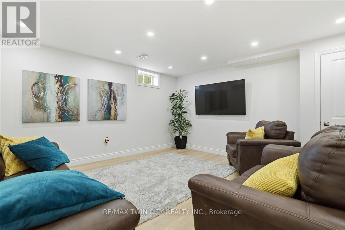 10 GOURLAY FARM LANE - 35