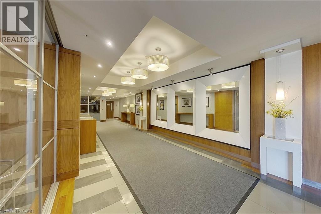 #324 112 BENTON Street - 5
