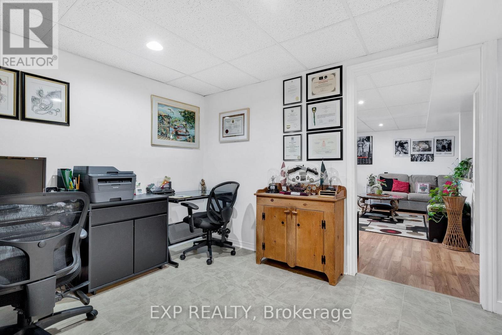 277 STATION STREET — photo 27