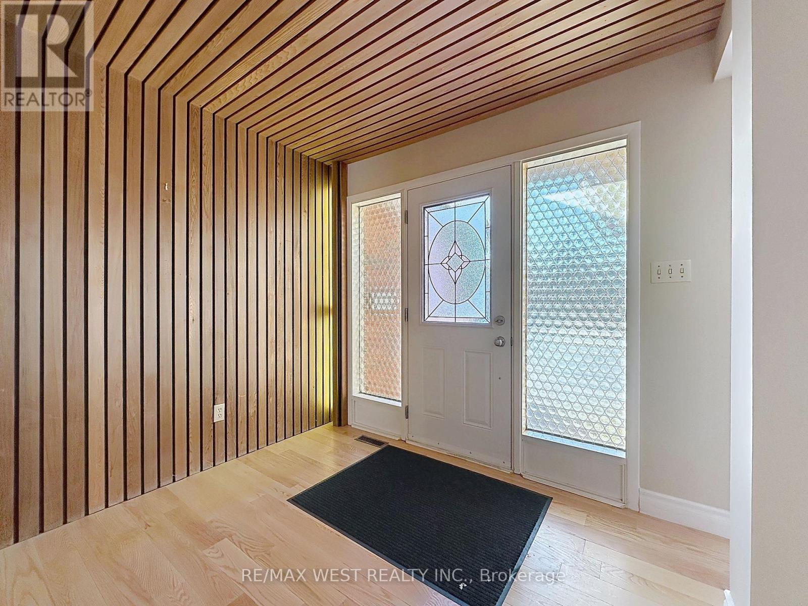 20 FOXWOOD GROVE - 3