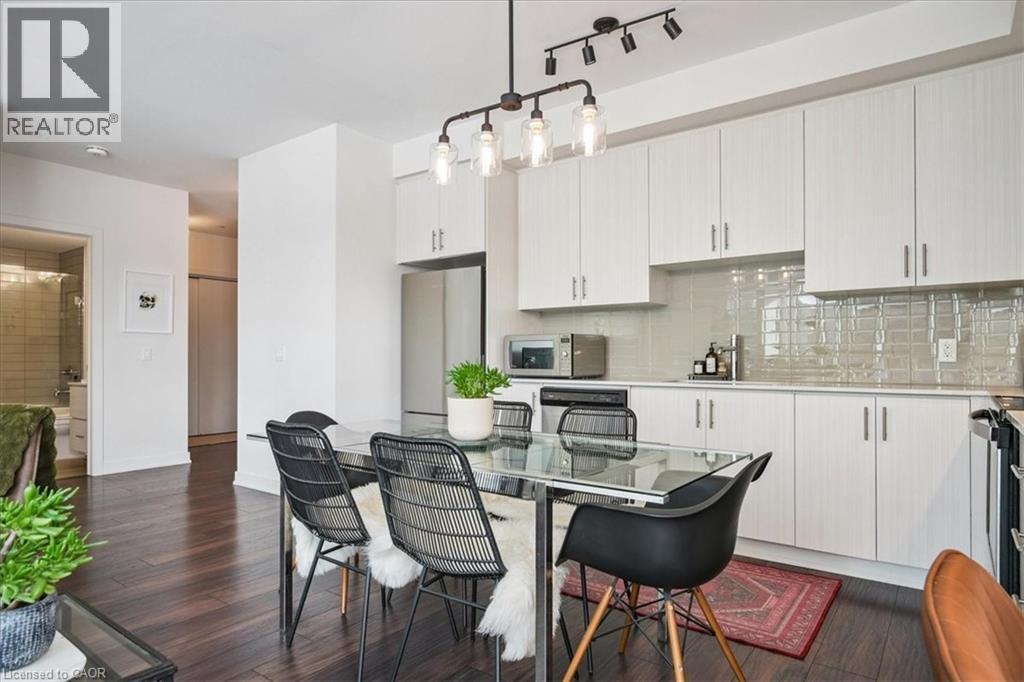 320 PLAINS Road E Unit# 211, Burlington, Ontario, L7T0C1 — Photo 13