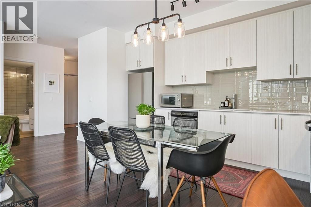 320 PLAINS Road E Unit# 211, Burlington, Ontario, L7T0C1 — Photo 9