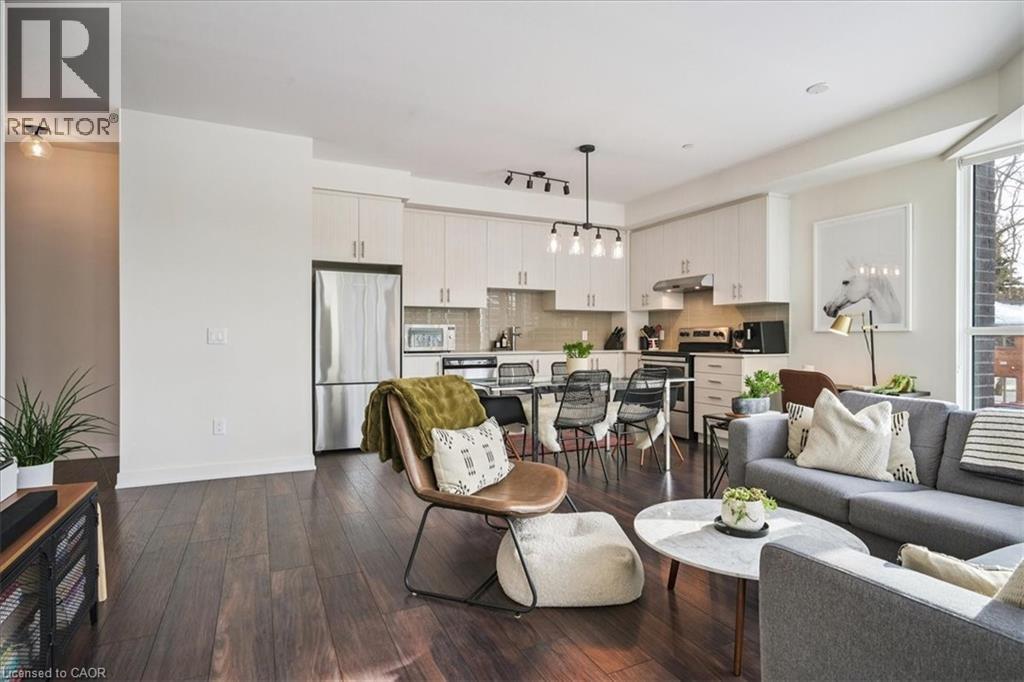 320 PLAINS Road E Unit# 211, Burlington, Ontario, L7T0C1 — Photo 5