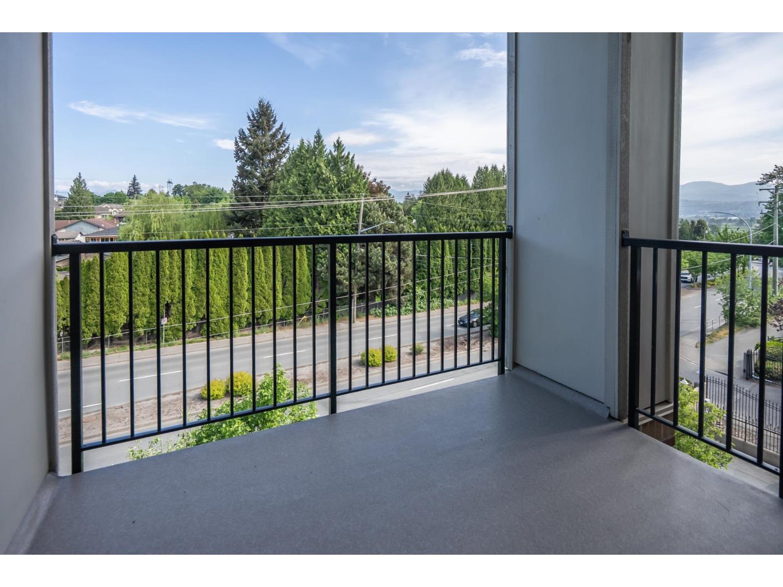 2 Bed, 2 Bath Apartment for Sale in Abbotsford – 303 3192 GLADWIN ROAD, Abbotsford – MLS# R3121853 - Image 31