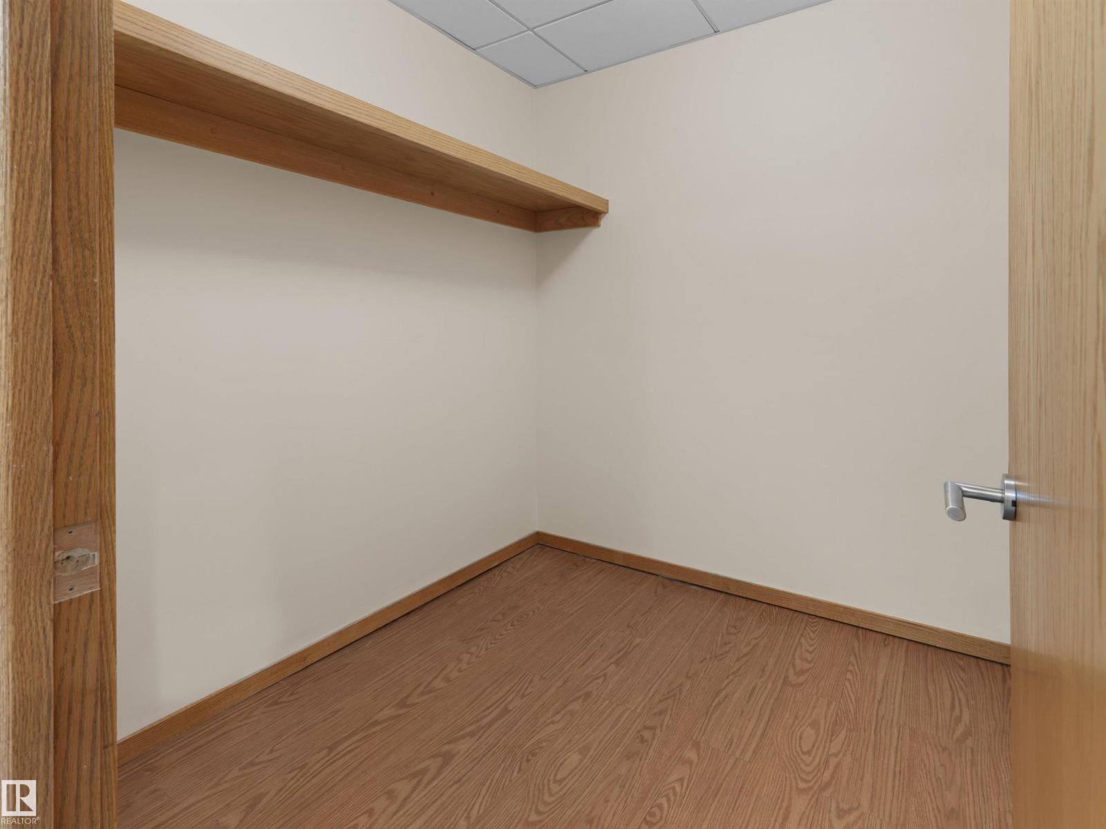 10725 UNIVERSITY AV NW, Edmonton
