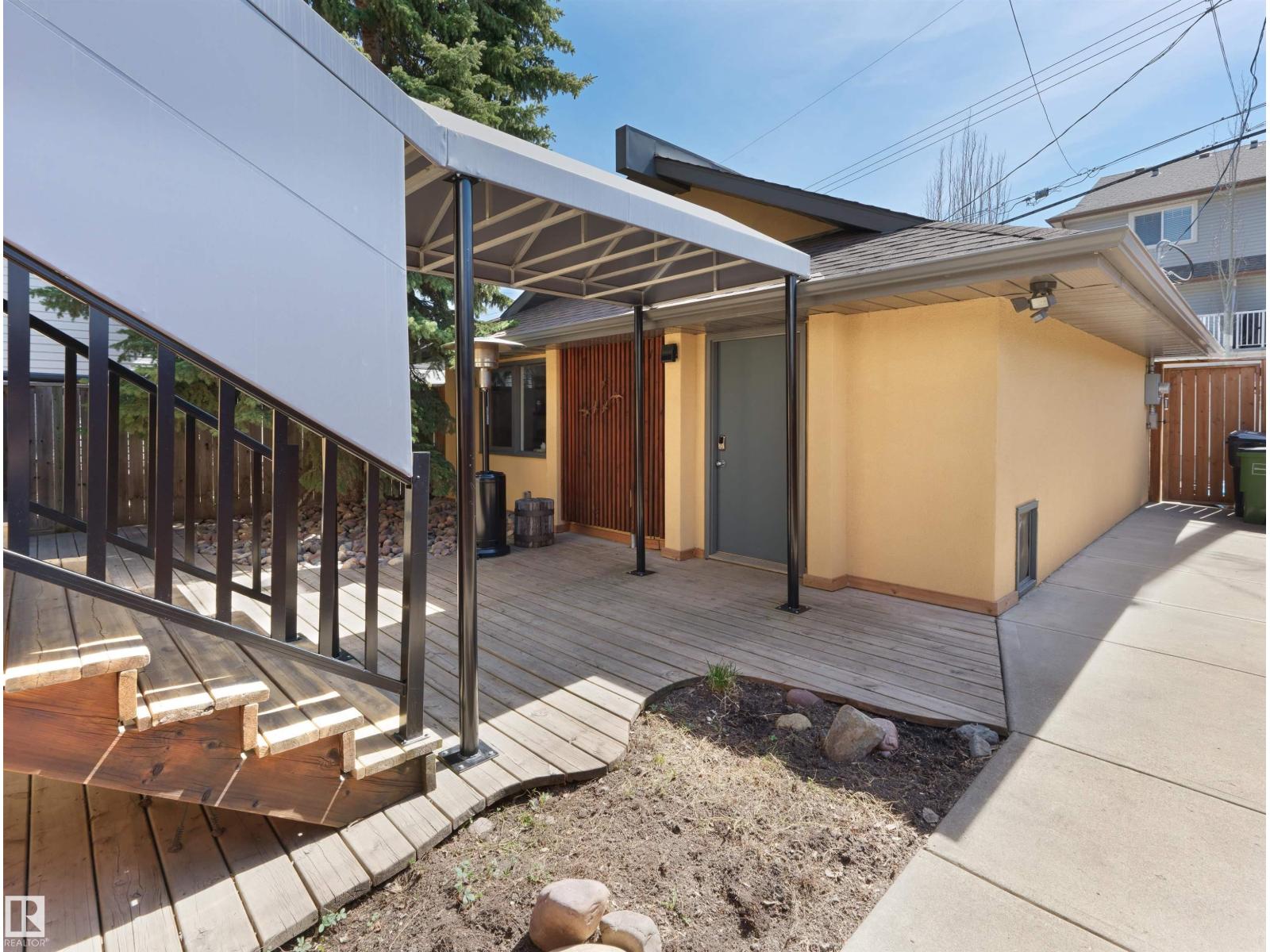 10725 UNIVERSITY AV NW, Edmonton