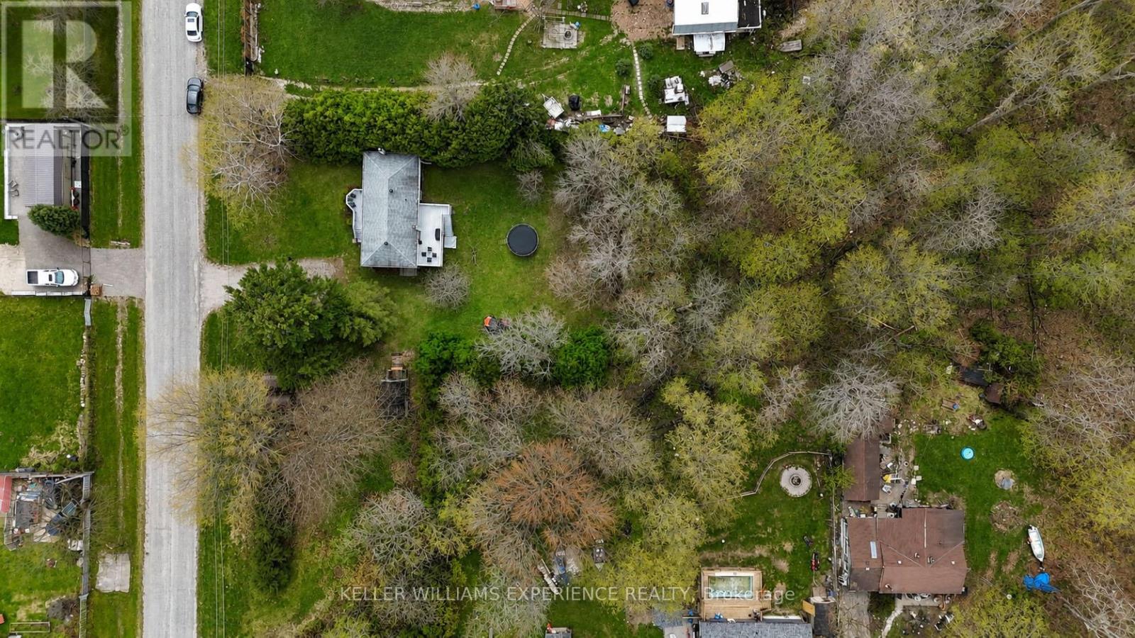 6 SLEMISH AVENUE - 24