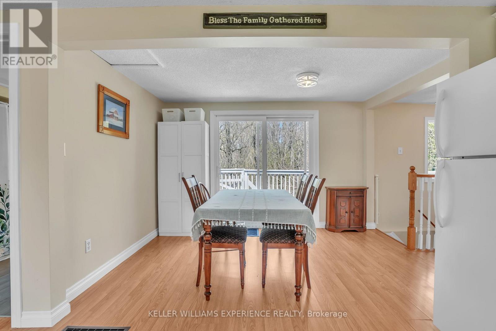 6 SLEMISH AVENUE - 8