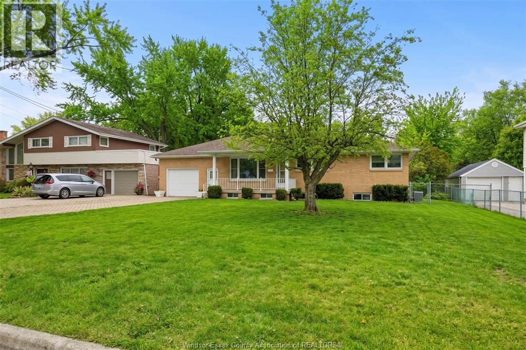 651 MORAND STREET, Windsor, Ontario, N9G1J1 — Photo 2