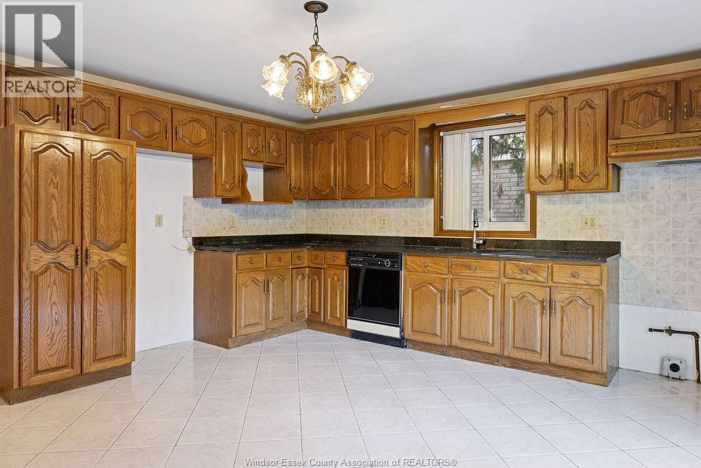 651 MORAND STREET, Windsor, Ontario, N9G1J1 — Photo 20