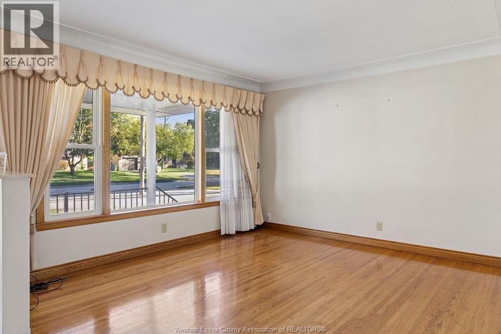651 MORAND STREET, Windsor, Ontario, N9G1J1 — Photo 5