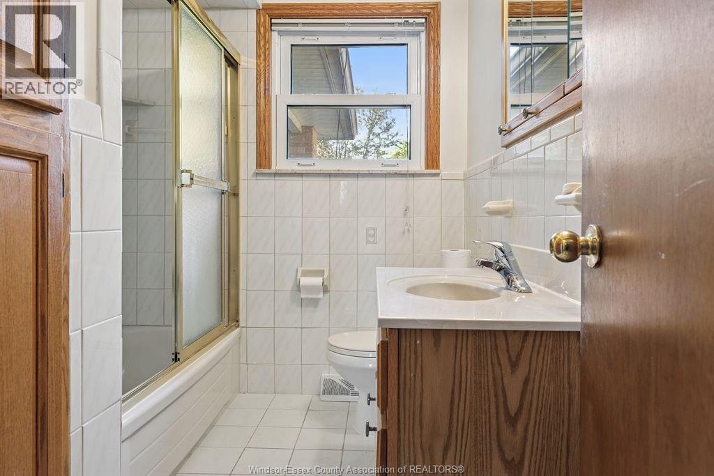 651 MORAND STREET, Windsor, Ontario, N9G1J1 — Photo 9