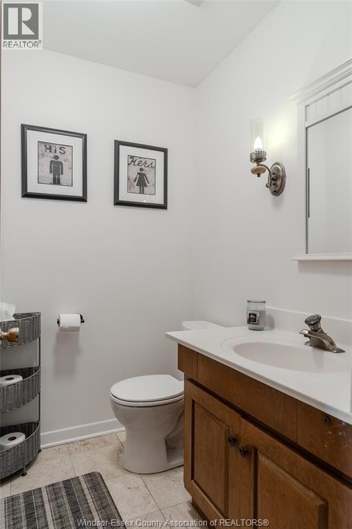 2477 MARK AVENUE, Windsor, Ontario, N9E2W2 — Photo 14