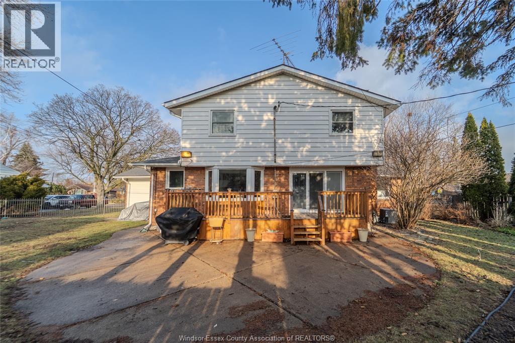 2477 MARK AVENUE, Windsor, Ontario, N9E2W2 — Photo 33