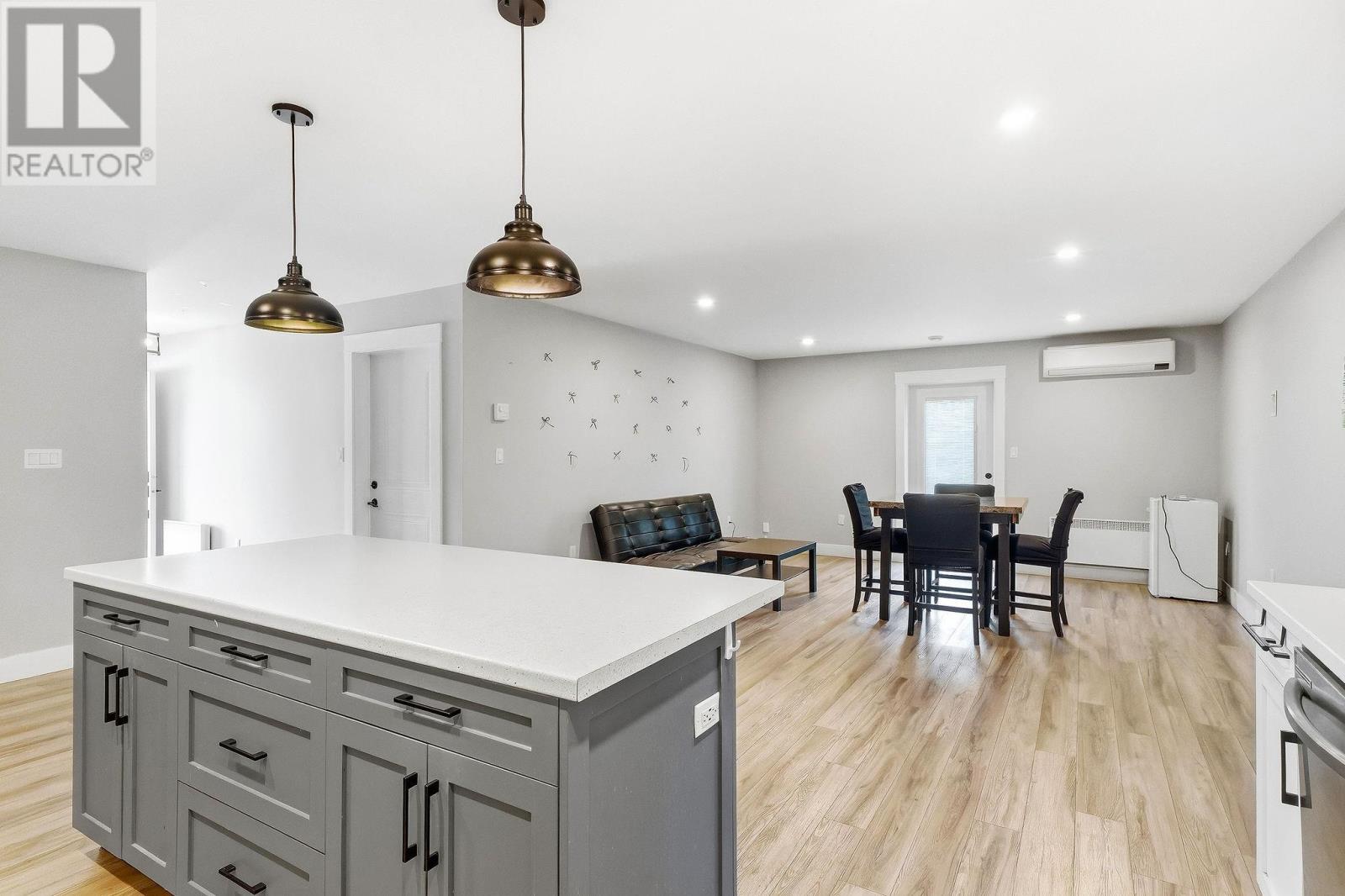 101 PARENT Street - 6